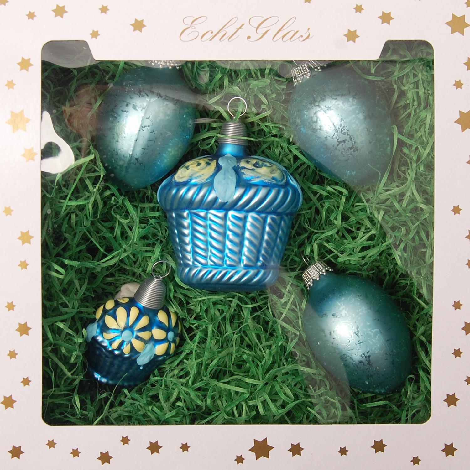 Ostereiern blau und Osterkrbe Box